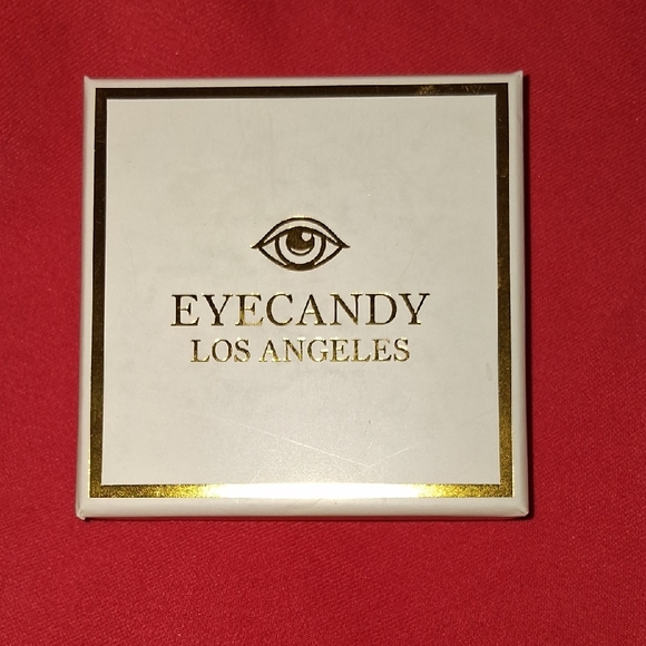 Eye Candy White and Gold Logo Box - Picture 2 of 6